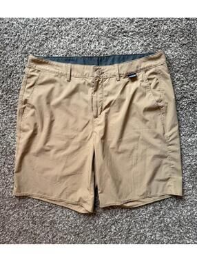 Patagonia Performance Shorts Men Size 33